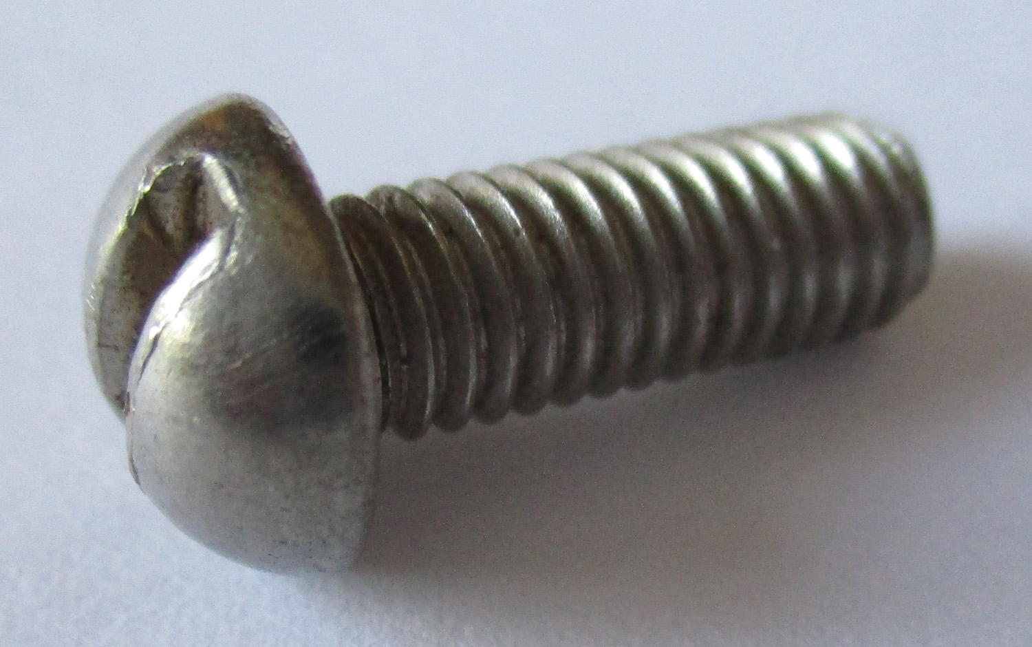 Screw RH SL 5 8L 10 32 THD SZ Pkg 2